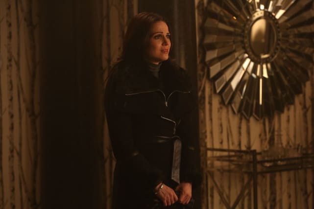 Regina Gets a Visitor - Once Upon a Time