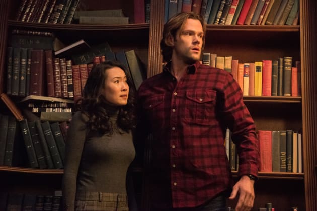 Sam is overwhelmed by a bunch of books - Supernatural Season 12 Episode 13