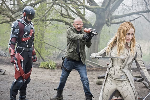 Legends of tomorrow clearance season 1 episode 1