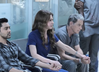 The resident online season 4 online