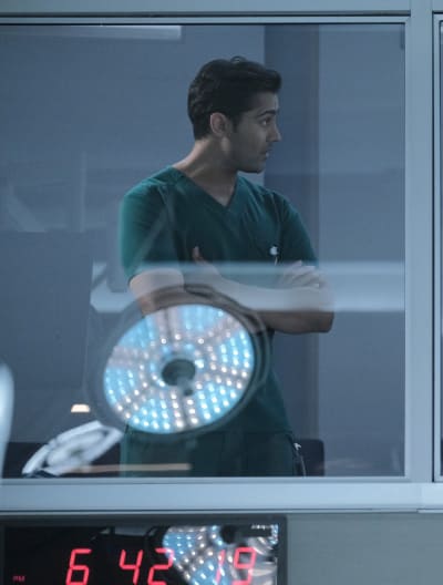 Devon's Ethics - Tall - The Resident Season 3 Episode 5