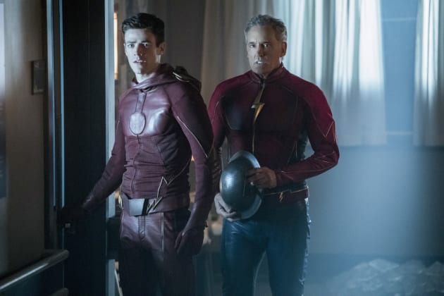 Side by Side Speedsters - The Flash Season 3 Episode 16