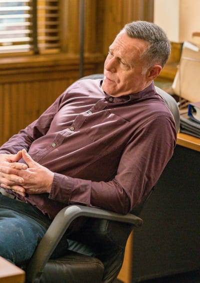 Chicago PD Season 7 Episode 20 Review Silence Of The Night TV