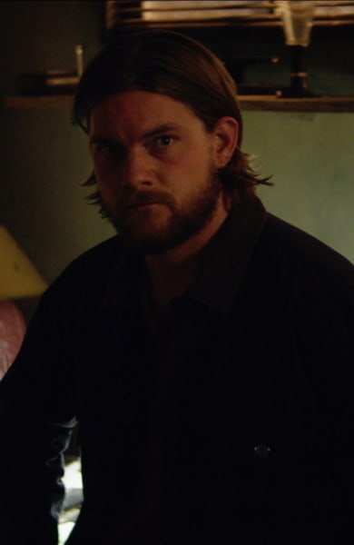 Deran Makes a Choice - Animal Kingdom Season 4 Episode 6