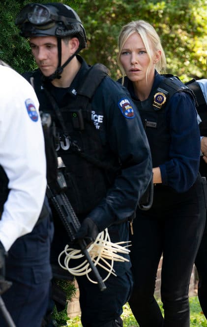 Law & Order: SVU Season 23 Episode 3 Review: I Thought You Were On My - Svu I Thought You Were On My Side