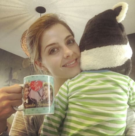 Jen Lilley Mommy