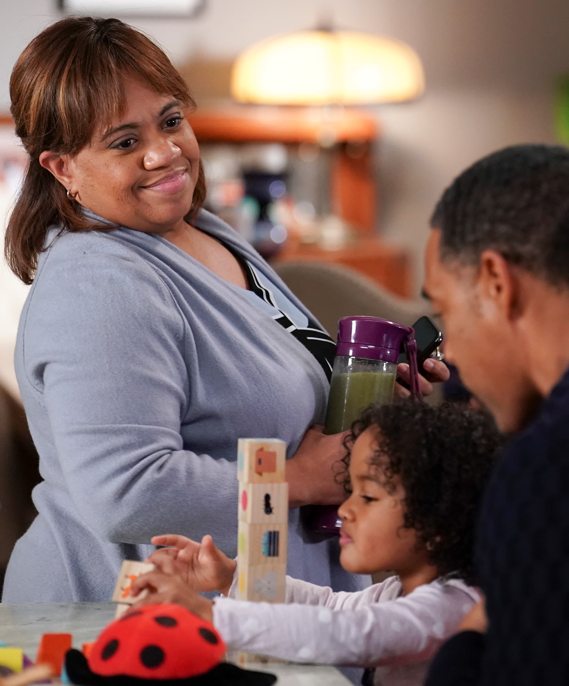 Grey s Anatomy Saison 18 Episode 13 Bailey's Happy Family -tall - Grey's Anatomy Season 18 Episode 13 - TV  Fanatic