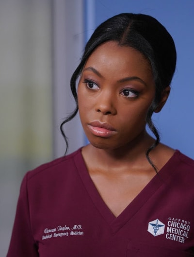 Vanessa Keeps Her Distance - Chicago Med Season 7 Episode 3