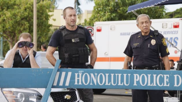 Suicidal Suspect - Hawaii Five-0 Season 8 Episode 13
