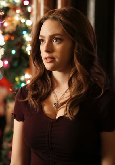 Hope Airs Her Thoughts - Legacies Season 2 Episode 8