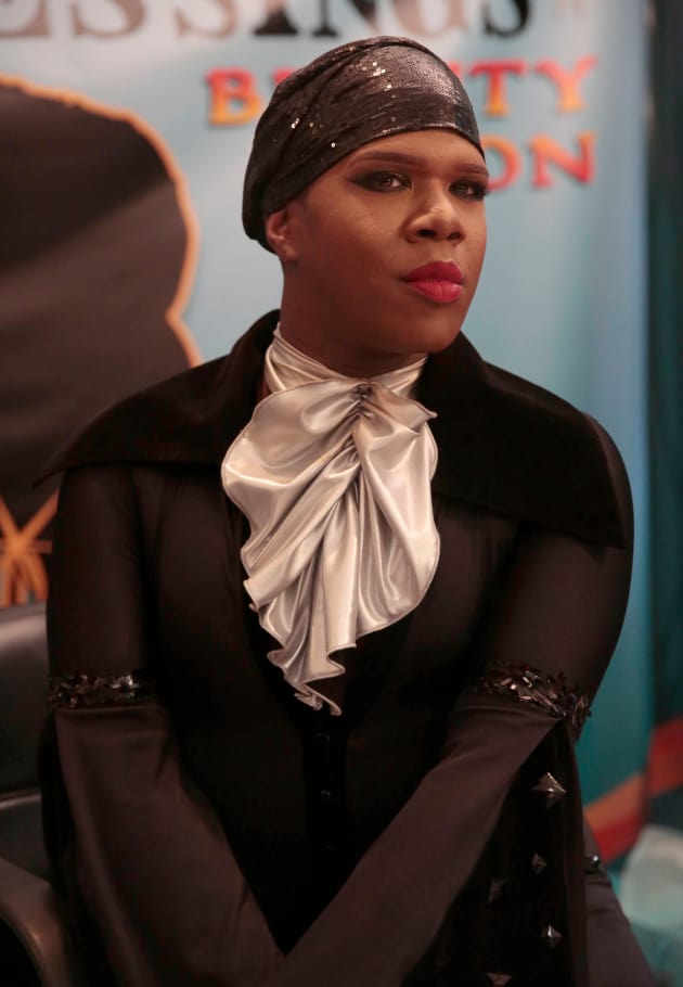 Miss Bruce, being a boss - Star Season 1 Episode 4
