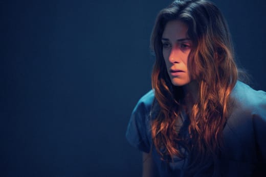 In the dark hotsell season 1 episode 1