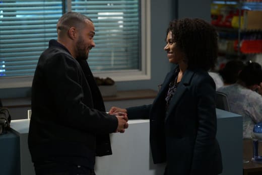 Grey s Anatomy Season 14 Episode 16 Review Caught Somewhere in
