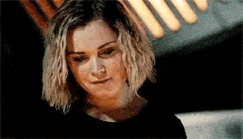 Bellamy and Clarke Being Soft and Precious During "Damocles – Part Two"