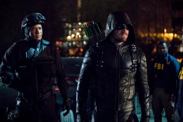 Oliver and Diggle Receive Bad News - Arrow Season 6 Episode 23