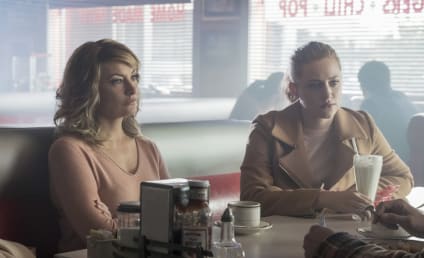Riverdale Round Table: Make Up Or Stay Broken Up