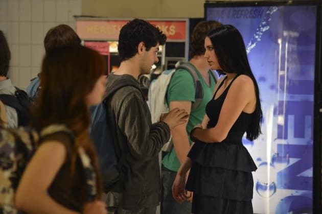 Pretty Little Liars Premiere Scene
