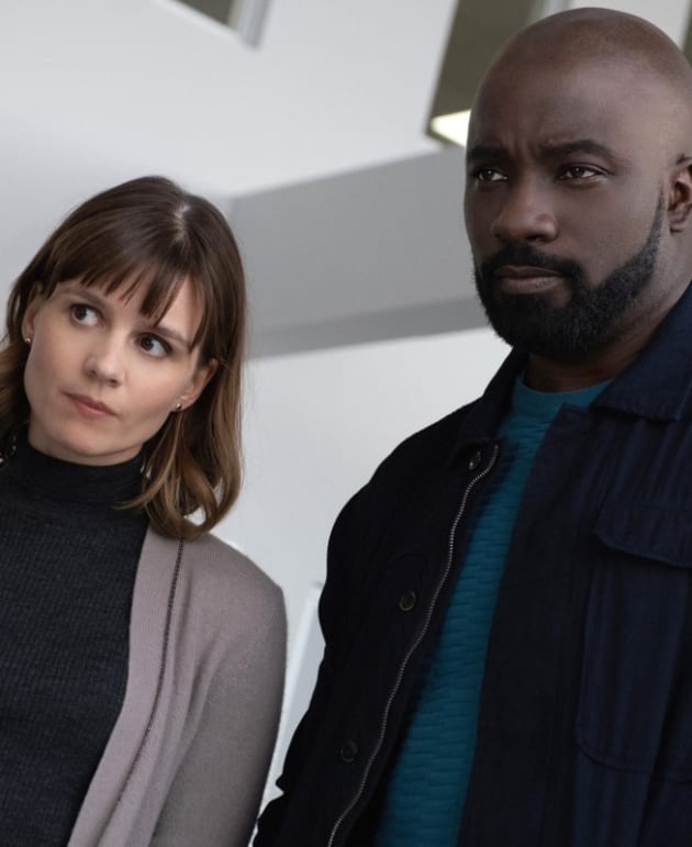 Kristen and Acosta duo - EVIL Season 1 Episode 3