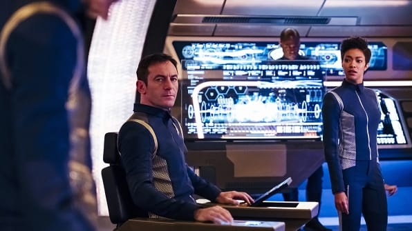 Captain Sits - Star Trek: Discovery