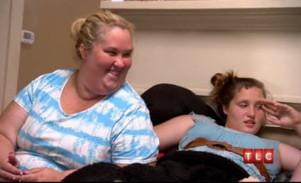 Here Comes Honey Boo Boo Review: Mud, Maxi Pads & Mullets