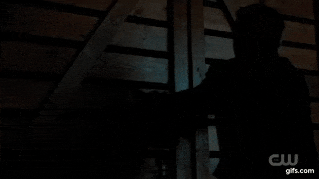 LOT S3E6 Gif 1 - DC's Legends of Tomorrow Season 3 Episode 6