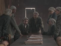 June and the handmaids making plans - The Handmaid's Tale Season 4 Episode 2