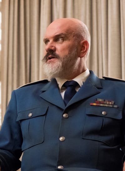 Roche Takes the Stand - Snowpiercer Season 1 Episode 5