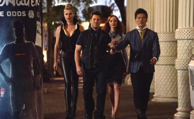 Going to the club the librarians s2e7