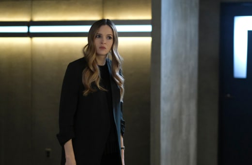 Caitlin Handles It - The Flash