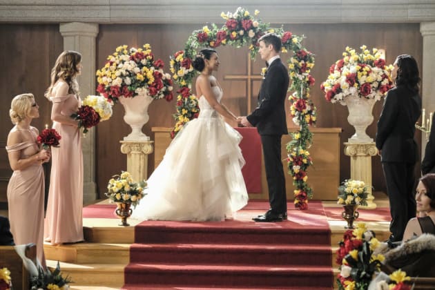 May They Live Happily Ever After - Supergirl Season 3 Episode 8