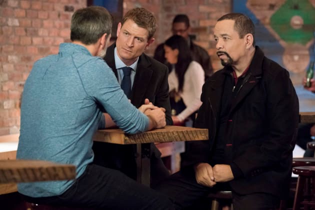 Stone and Fin - Law & Order: SVU Season 20 Episode 9