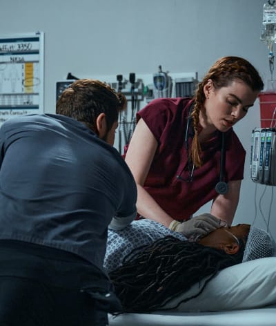 Desperate to Save -tall - The Resident Season 5 Episode 18