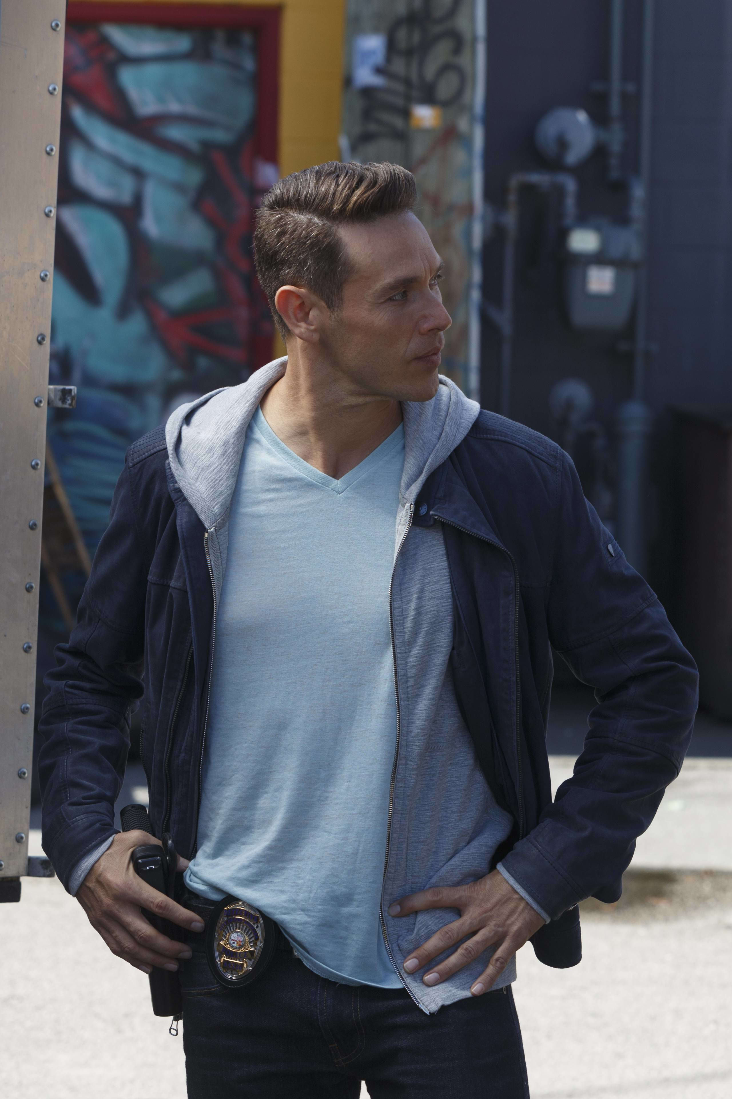 Lucifer season 2 episode 7 full episode store