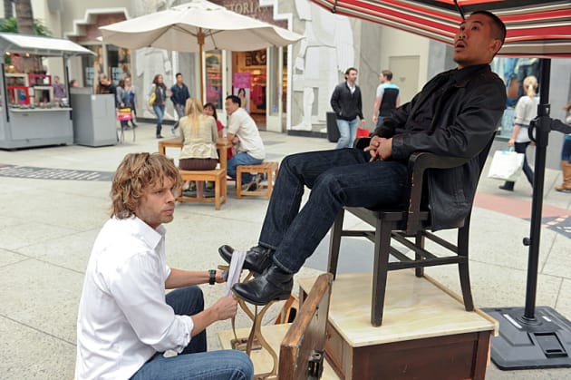 Deeks: Shoe Shiner