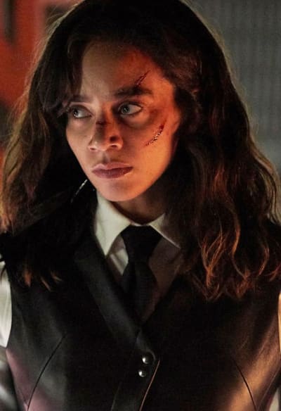 In Charge Again - Killjoys Season 5 Episode 6