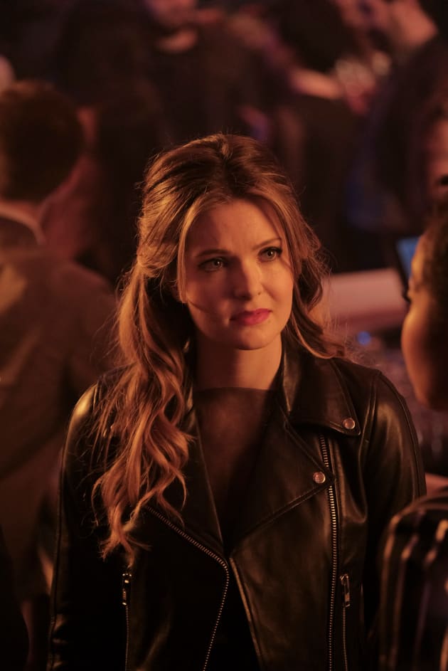 Sutton's Night Out - The Bold Type Season 2 Episode 4