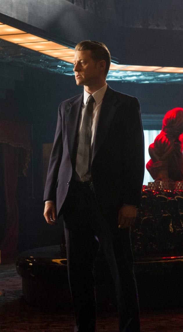 Jim is on a Mission - Gotham Season 5 Episode 4