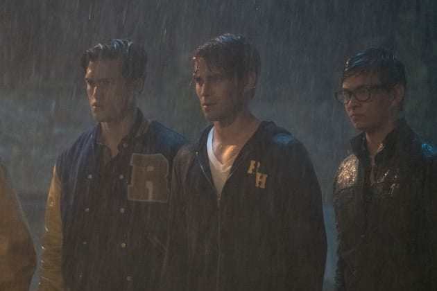 The Red Circle - Riverdale Season 2 Episode 4