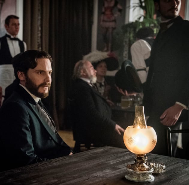 Unexpected Gathering - The Alienist Season 1 Episode 4