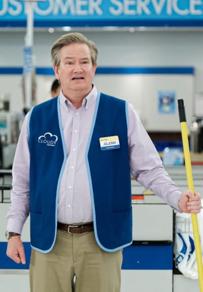 The New "Glen" - Superstore Season 5 Episode 1