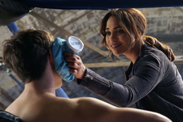 Coach Dawson - Chicago Fire Season 4 Episode 14