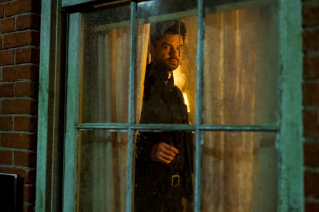 Jesse Watching the Window - Preacher Season 2 Episode 9