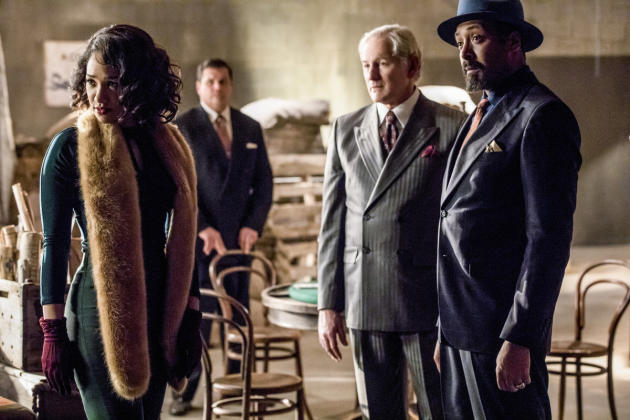 Backup arrives! - The Flash Season 3 Episode 17