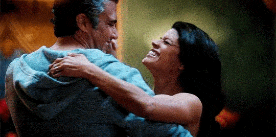 Rogelio and Xo - Jane the Virgin