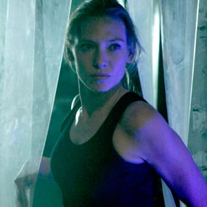 Olivia Dunham Shot