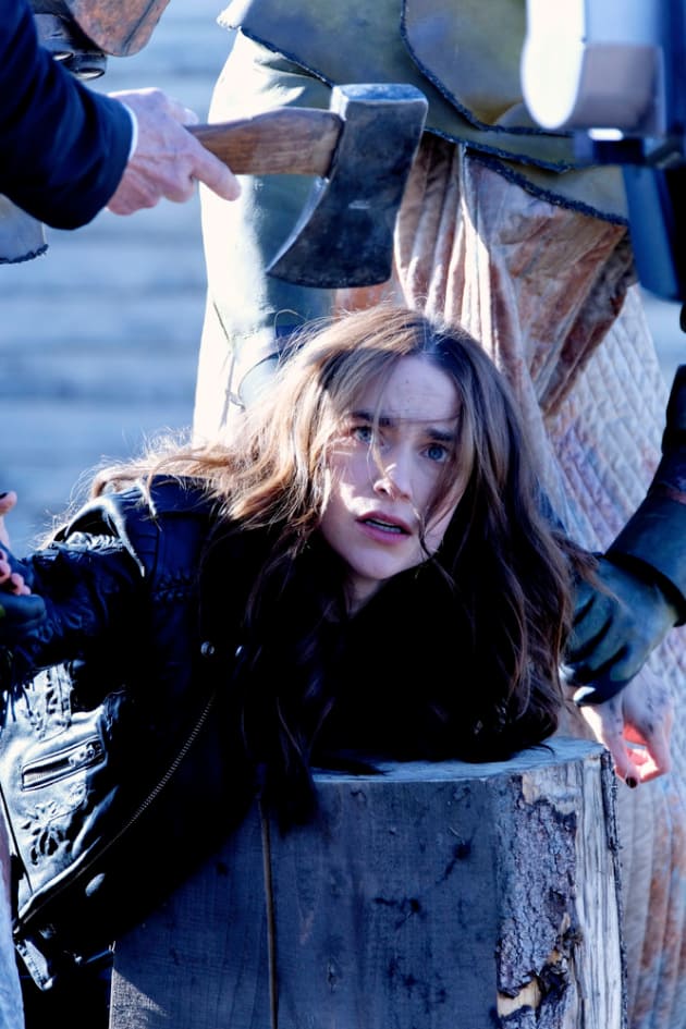 Chopping Block - Wynonna Earp Season 3 Episode 12