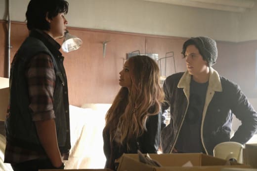 Riverdale Season 2 Episode 3 Review Chapter Sixteen The Watcher