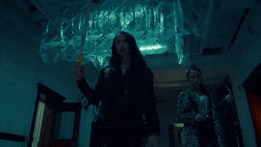 Wynonna Earp Season 2 Episode 2 Review: Shed Your Skin 
