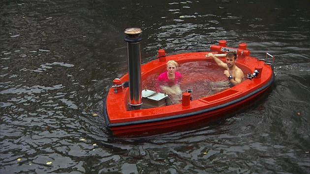 hot tub boat tour amsterdam