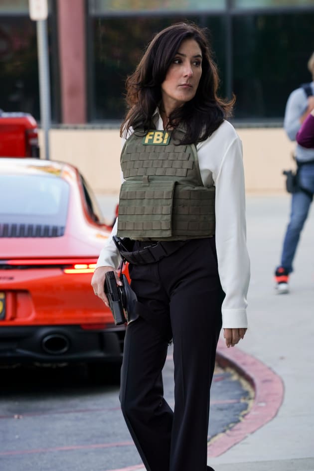 Helping NCIS - NCIS: Los Angeles Season 14 Episode 3